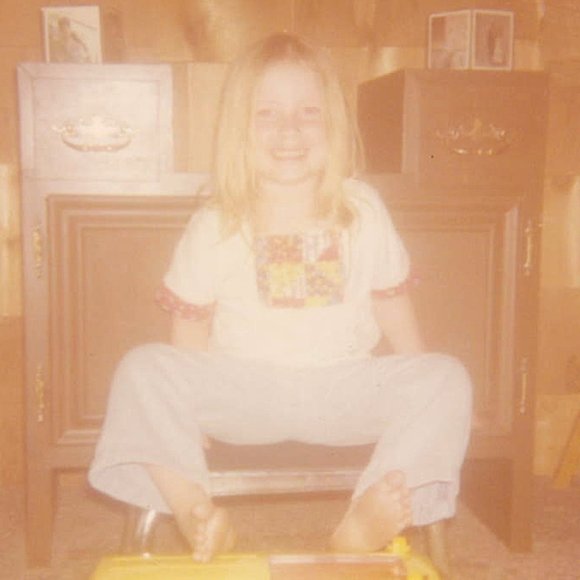 Meet your Posher, Angela - Picture 1 of 1